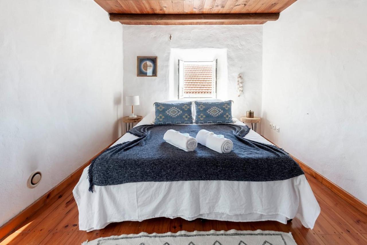 Oliveira Surf House Ericeira Villa Santo Isidoro Exterior photo